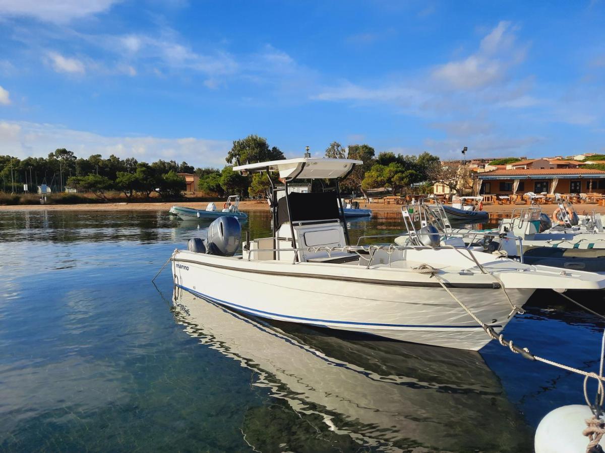 Baia Di Ulisse Leilighet Porto Pozzo Eksteriør bilde